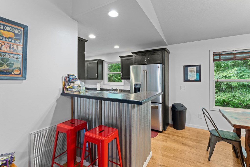 133 Underburg Lane