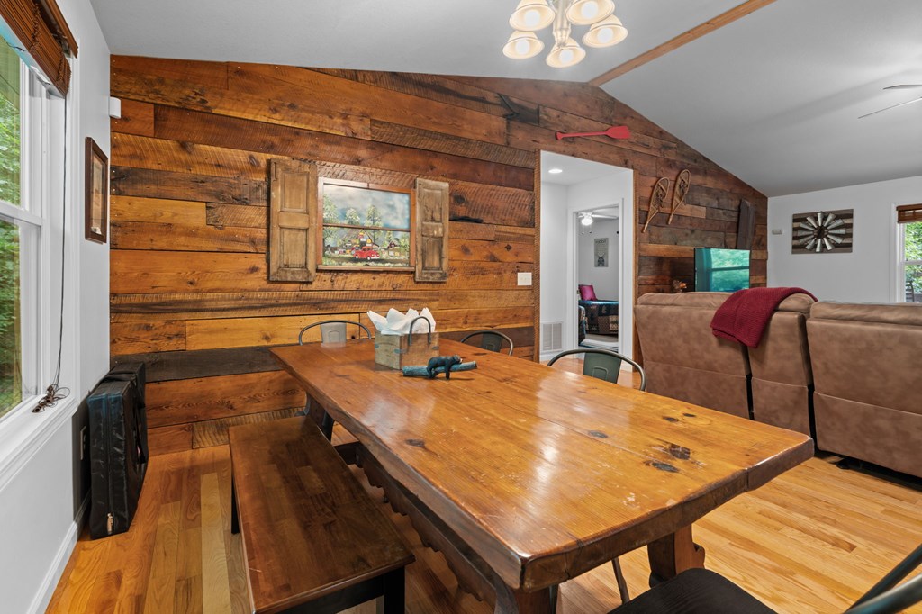 133 Underburg Lane