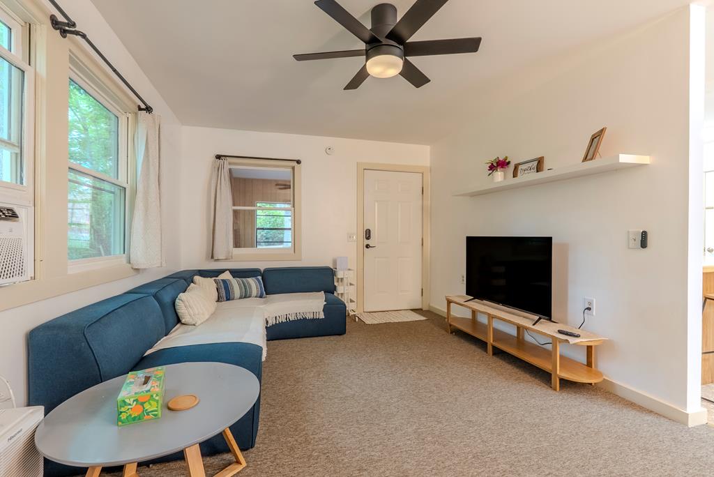 125 Fawn Hill