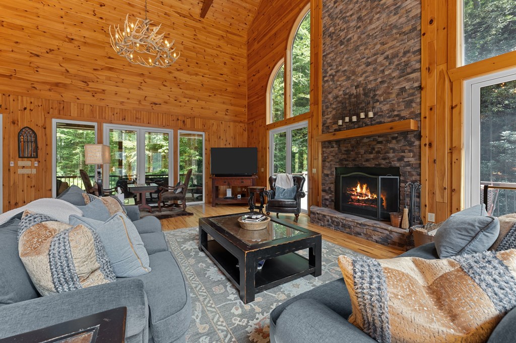 1435 Buck Creek Road