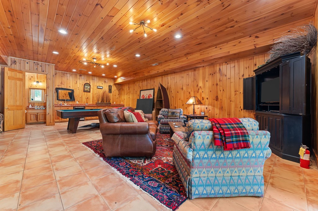 1435 Buck Creek Road