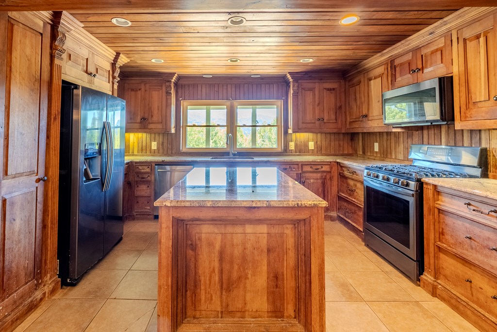 8356 Sylva Rd