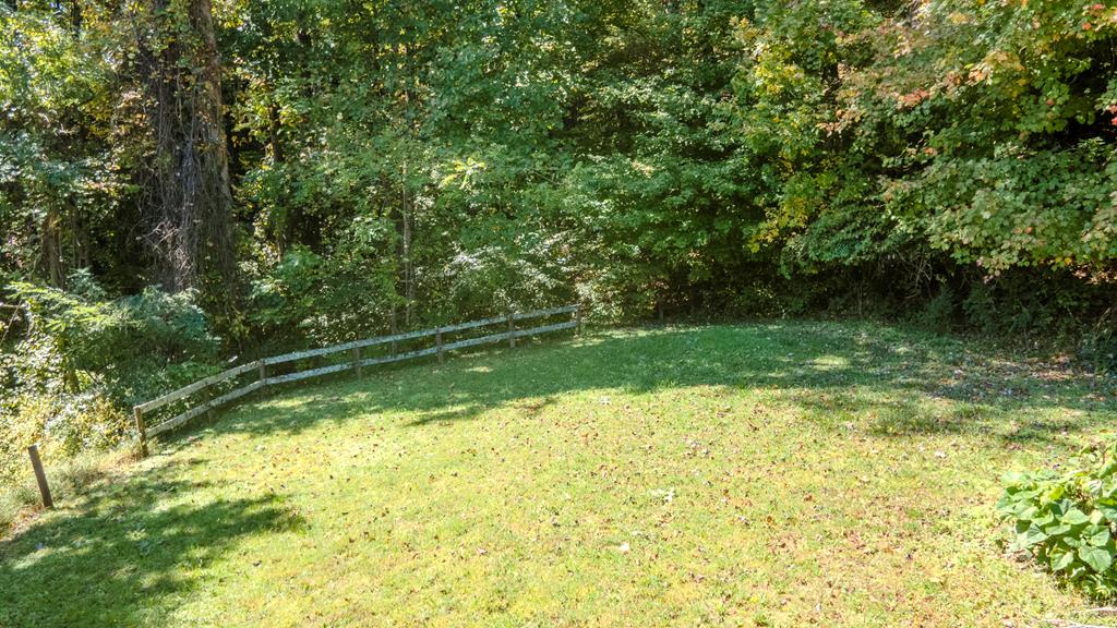 8356 Sylva Rd