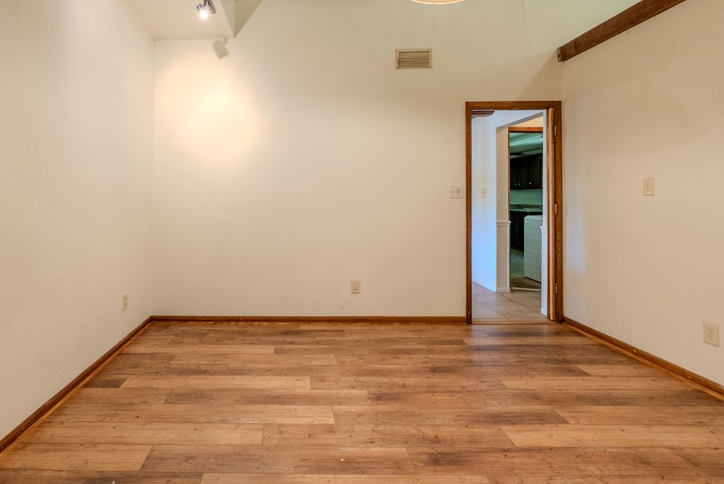 8356 Sylva Rd
