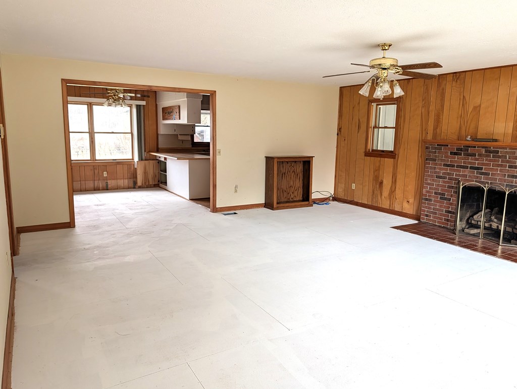 256 Bill Dalrymple Rd