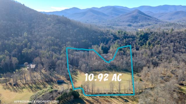 499 W. Middle Creek