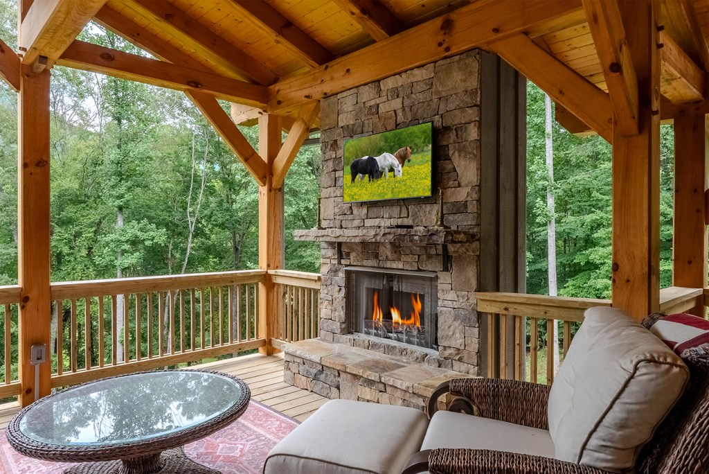 499 W. Middle Creek