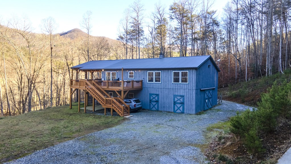 499 W. Middle Creek