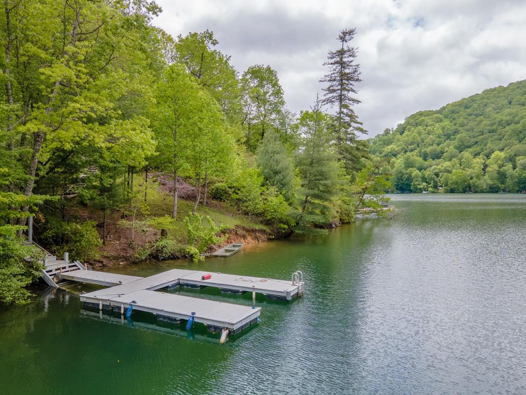 323 Indian Lake Road