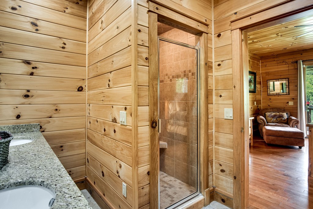 323 Indian Lake Road