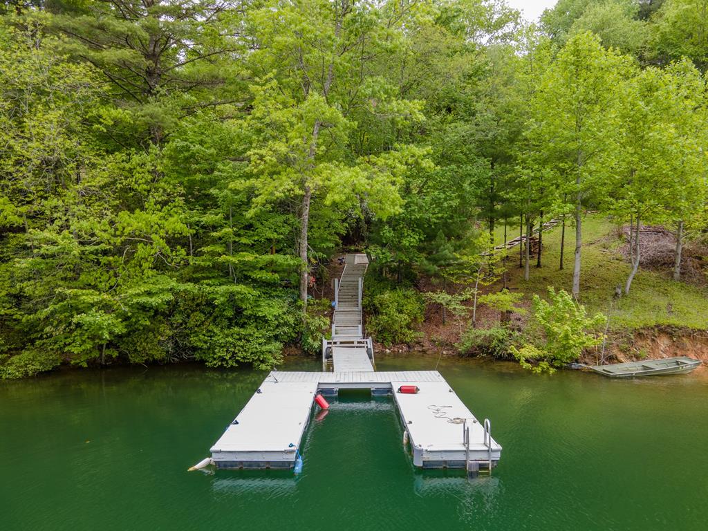 323 Indian Lake Road