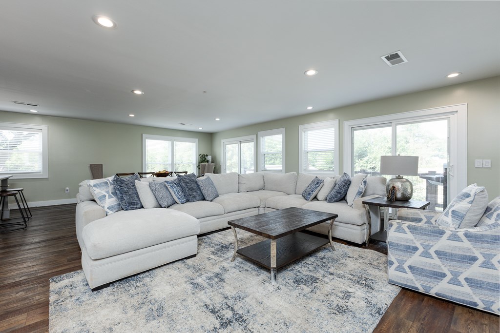 410&161 Lyle Street & Green Street