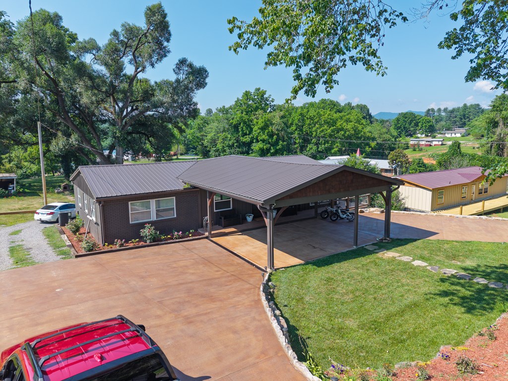 410&161 Lyle Street & Green Street