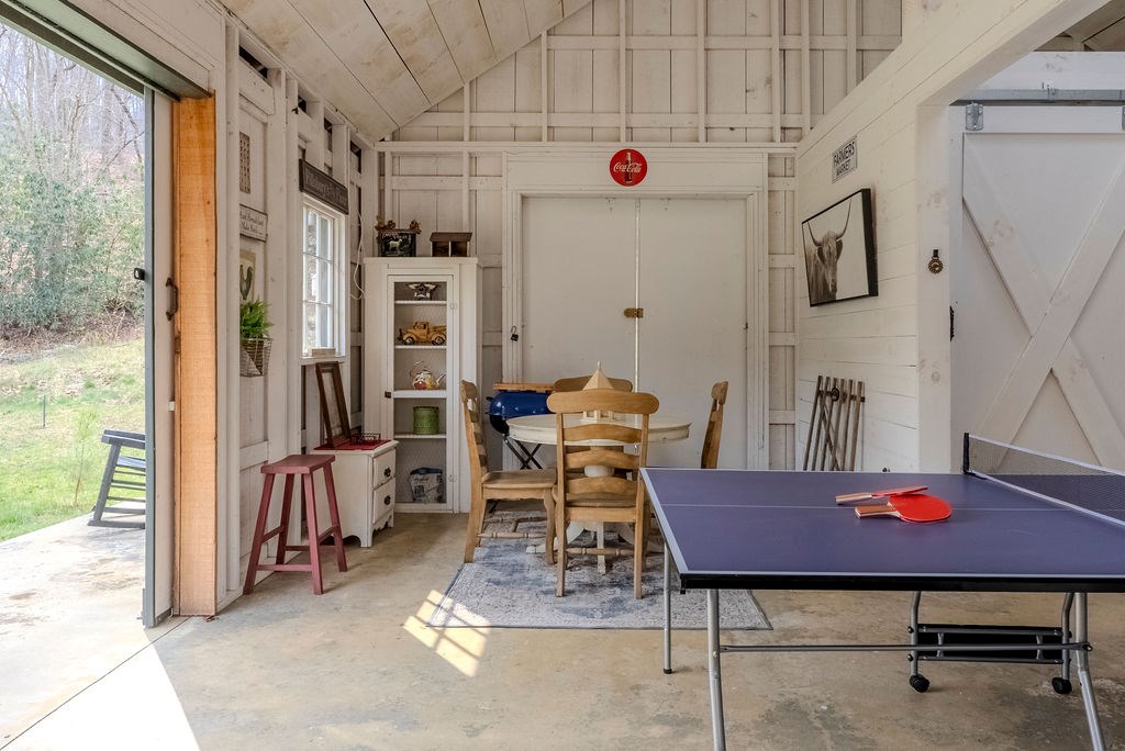 2195 North Jones Creek Rd