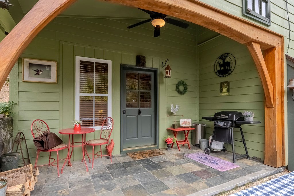 2195 North Jones Creek Rd