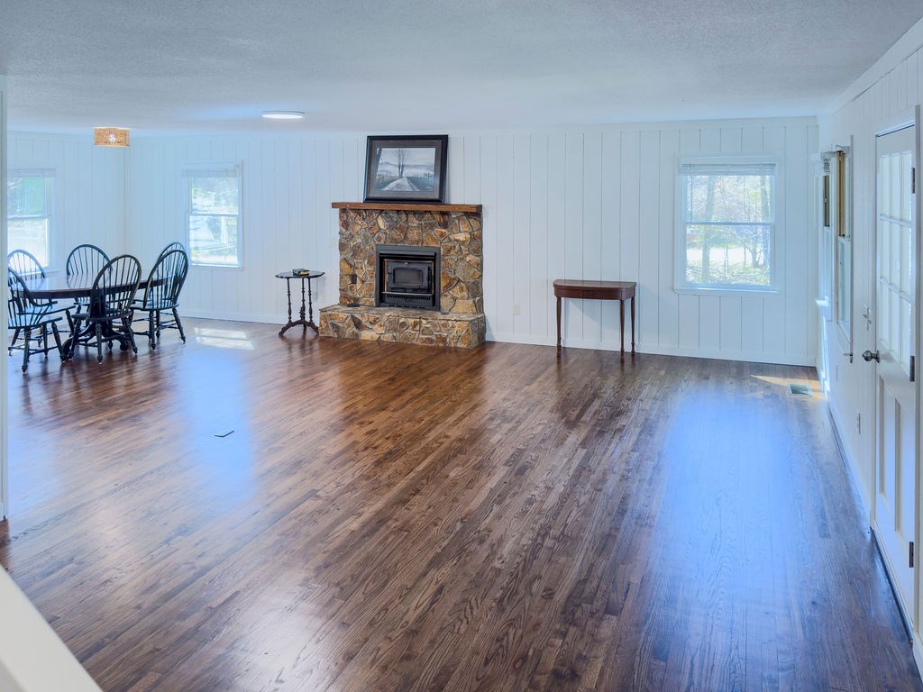 1862 Corbin Rd
