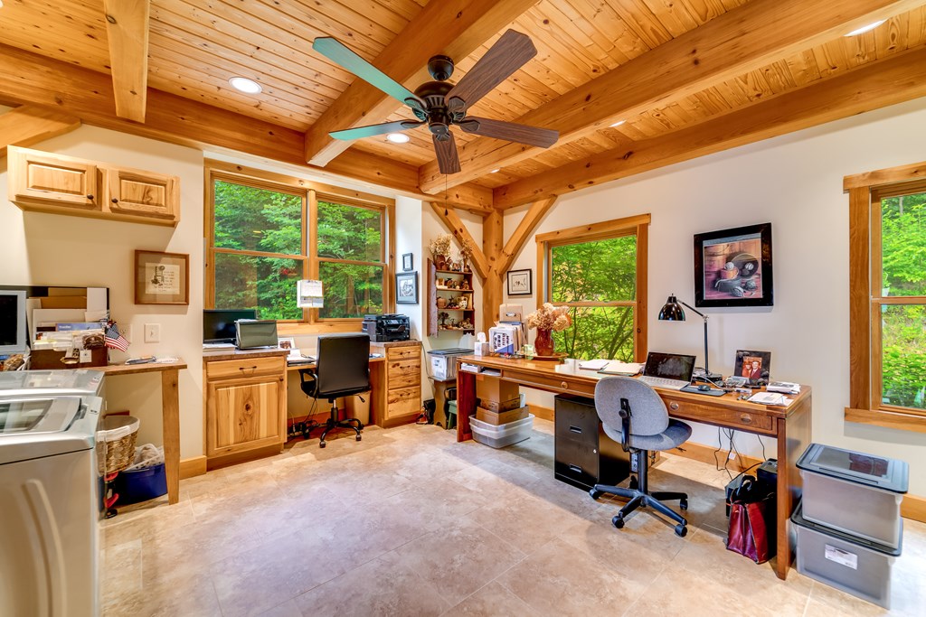 83 Enchanted Mountain Cove