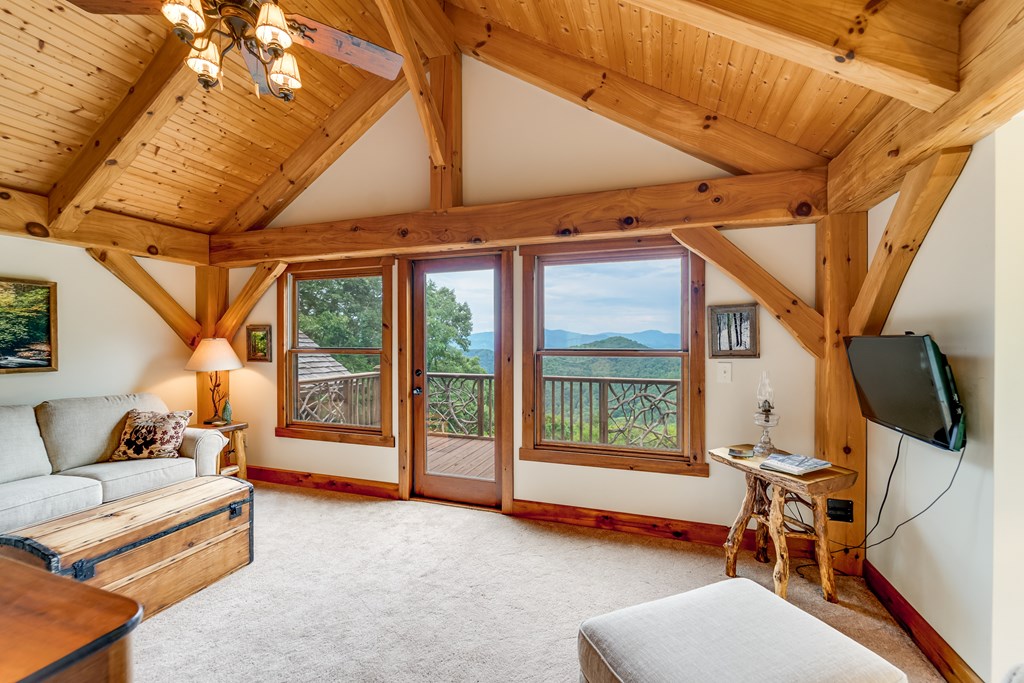 83 Enchanted Mountain Cove