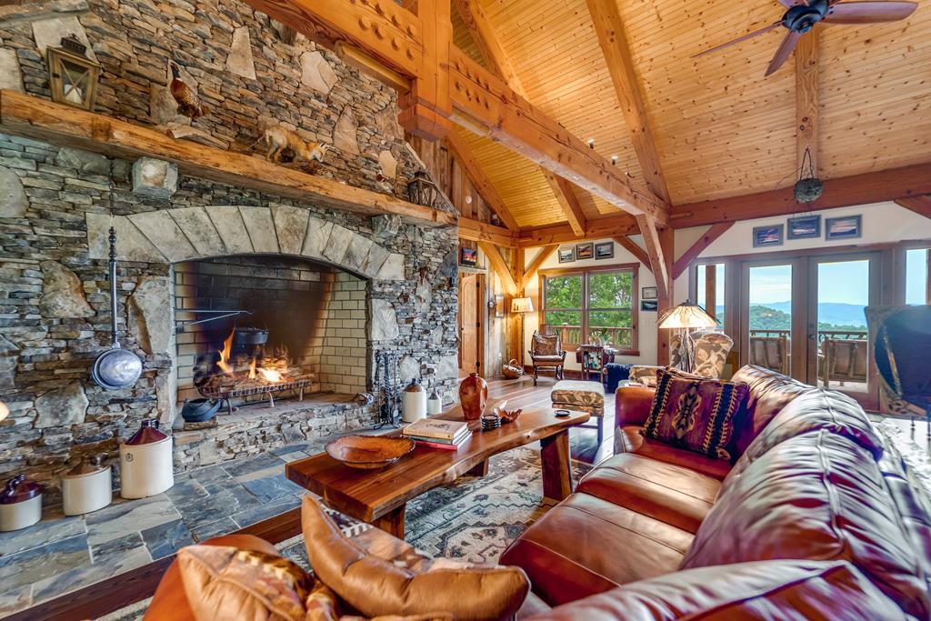 83 Enchanted Mountain Cove