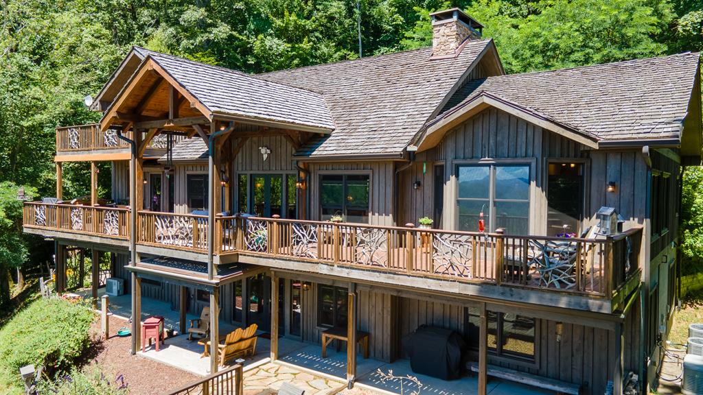 83 Enchanted Mountain Cove