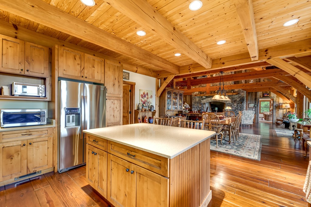 83 Enchanted Mountain Cove