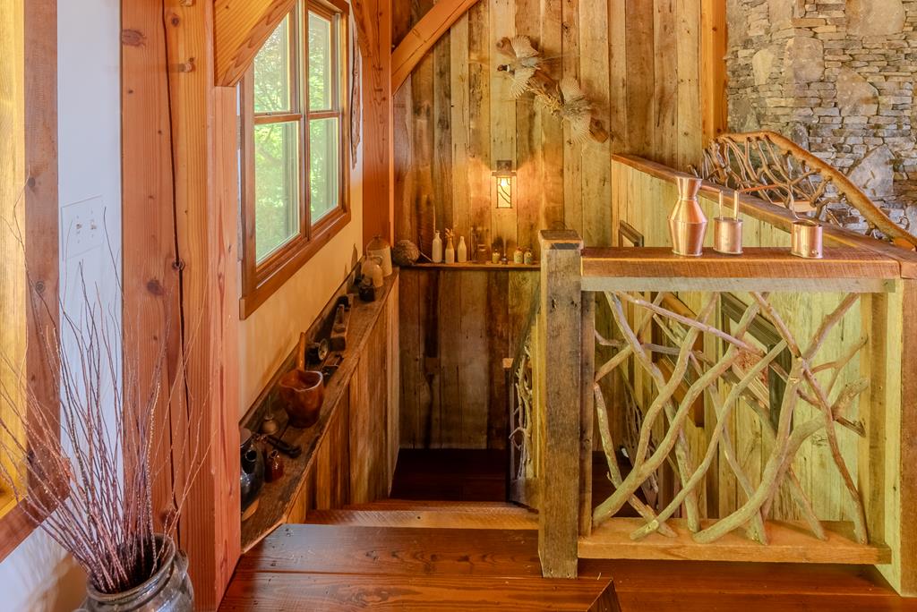 83 Enchanted Mountain Cove