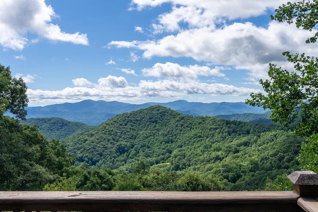 83 Enchanted Mountain Cove