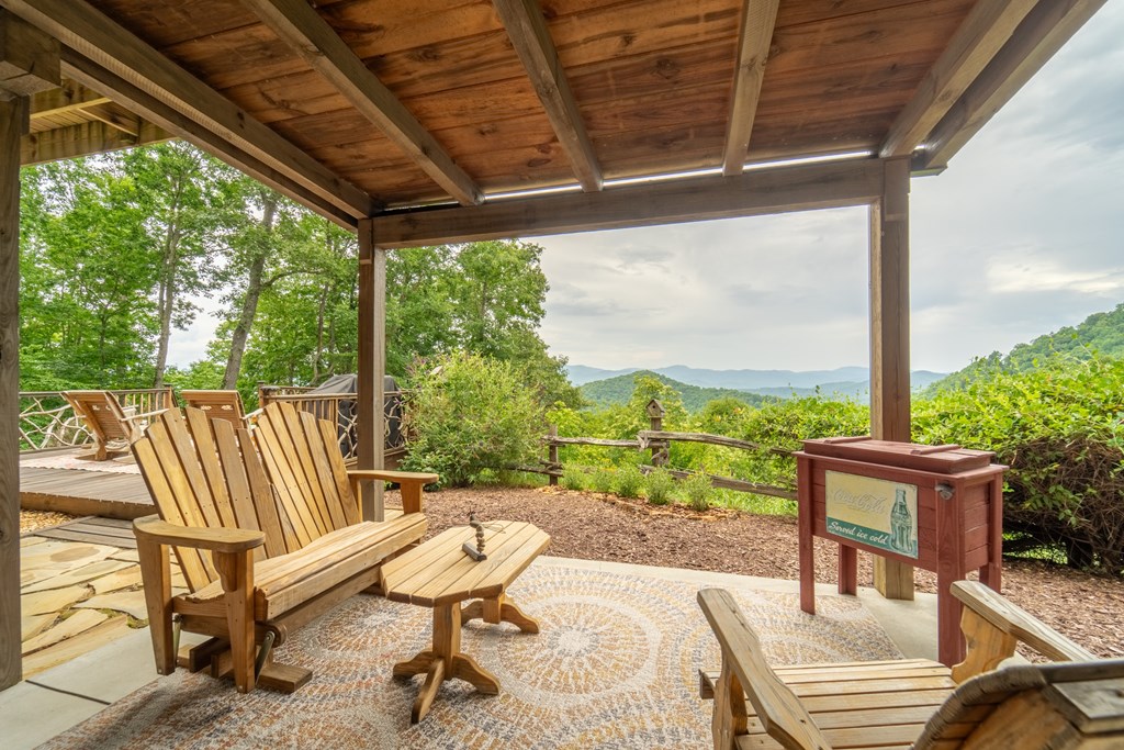 83 Enchanted Mountain Cove