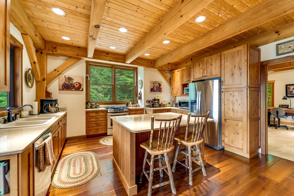 83 Enchanted Mountain Cove