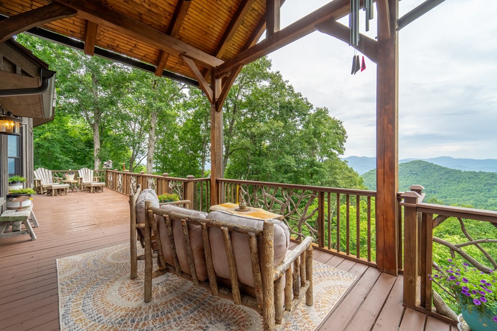 83 Enchanted Mountain Cove