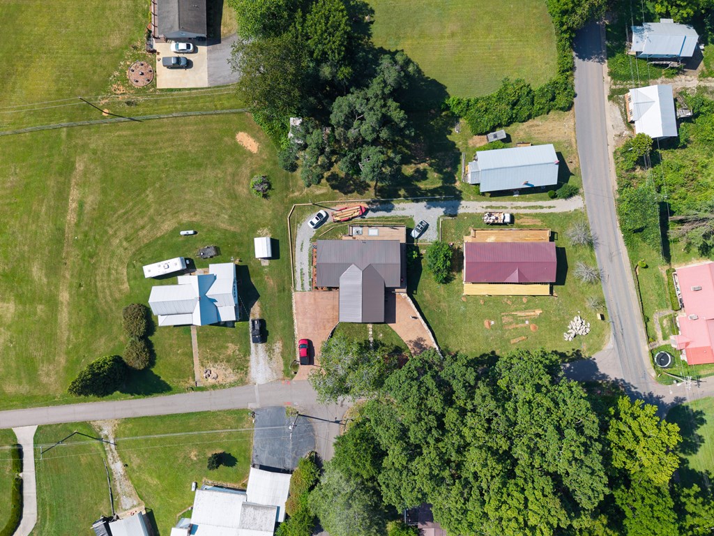 410 Lyle Street