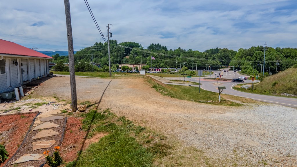 503 Dowdle Mtn Rd