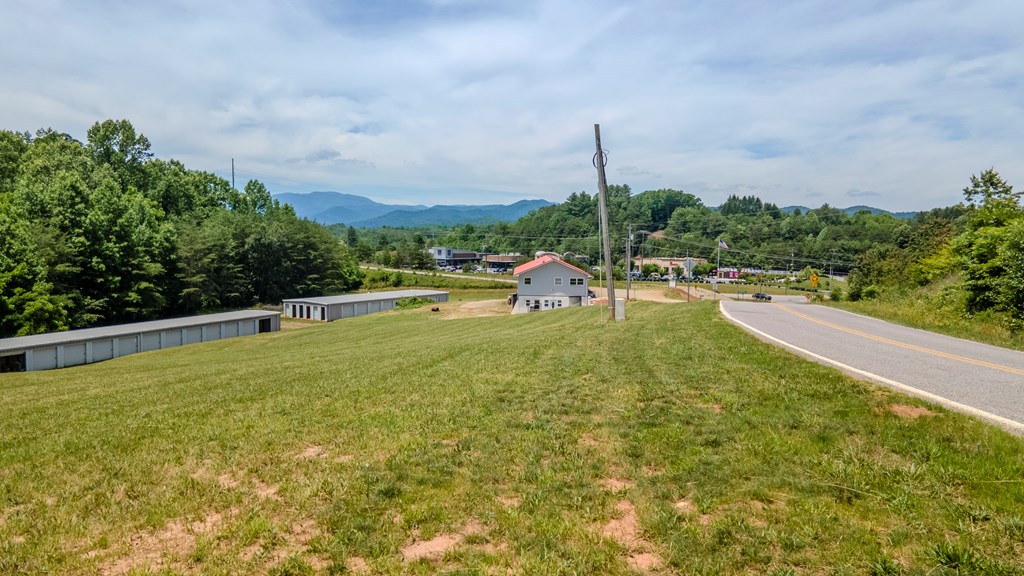 503 Dowdle Mtn Rd