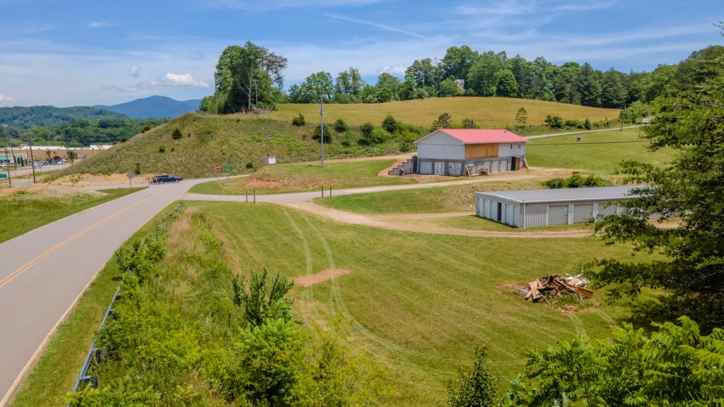 503 Dowdle Mtn Rd