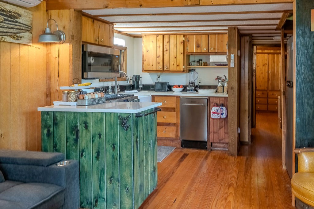 984 West Old Murphy Road