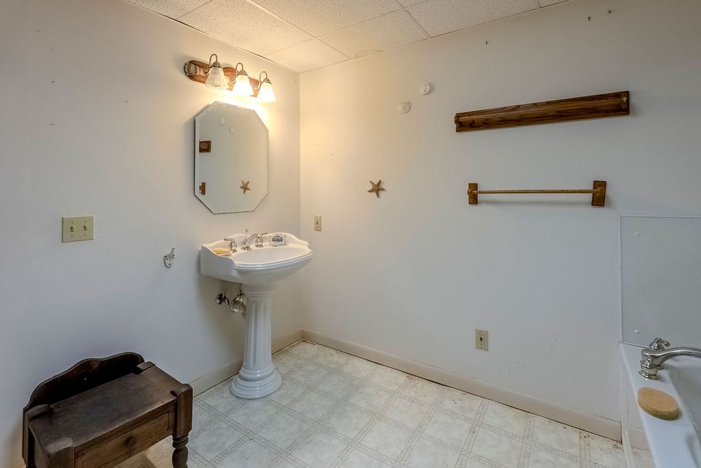 182 Brandy Lane