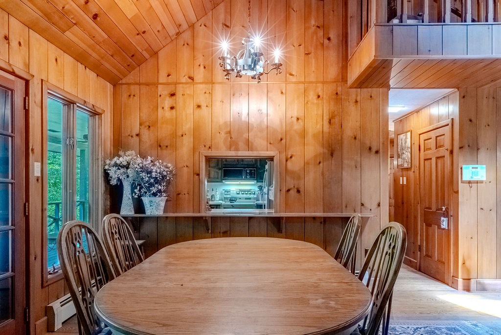 182 Brandy Lane