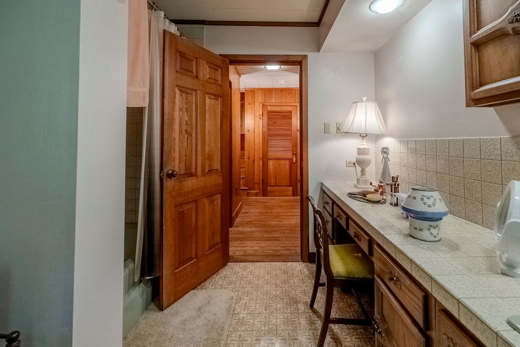 182 Brandy Lane