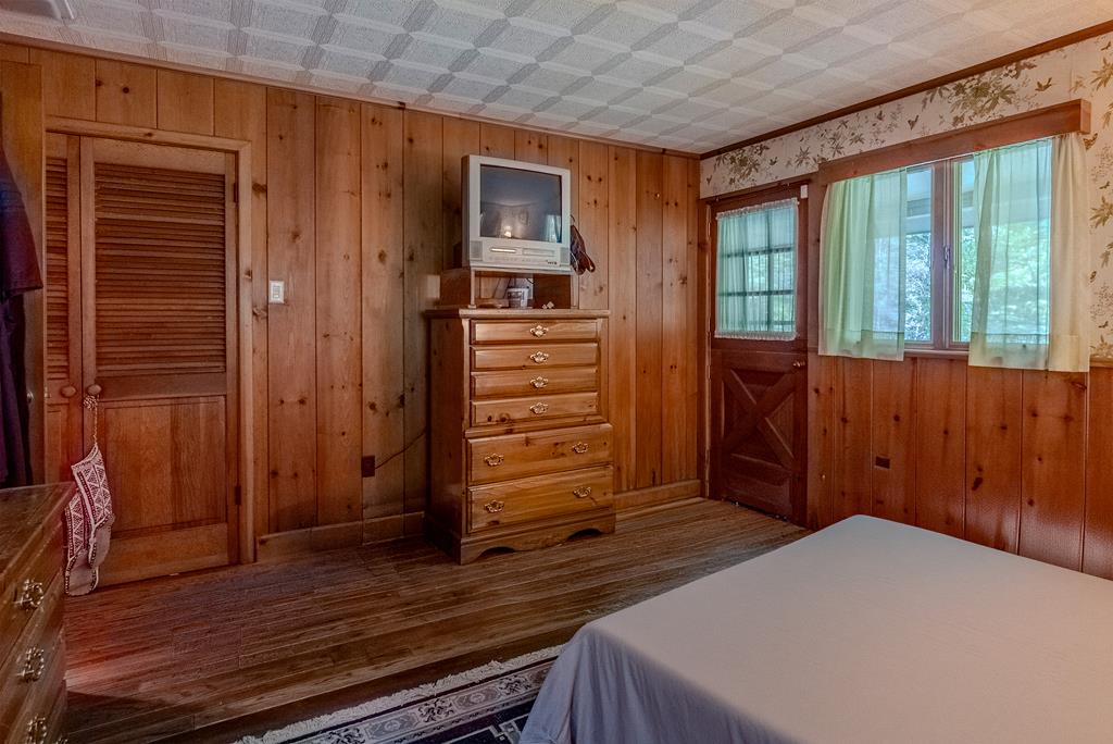 182 Brandy Lane