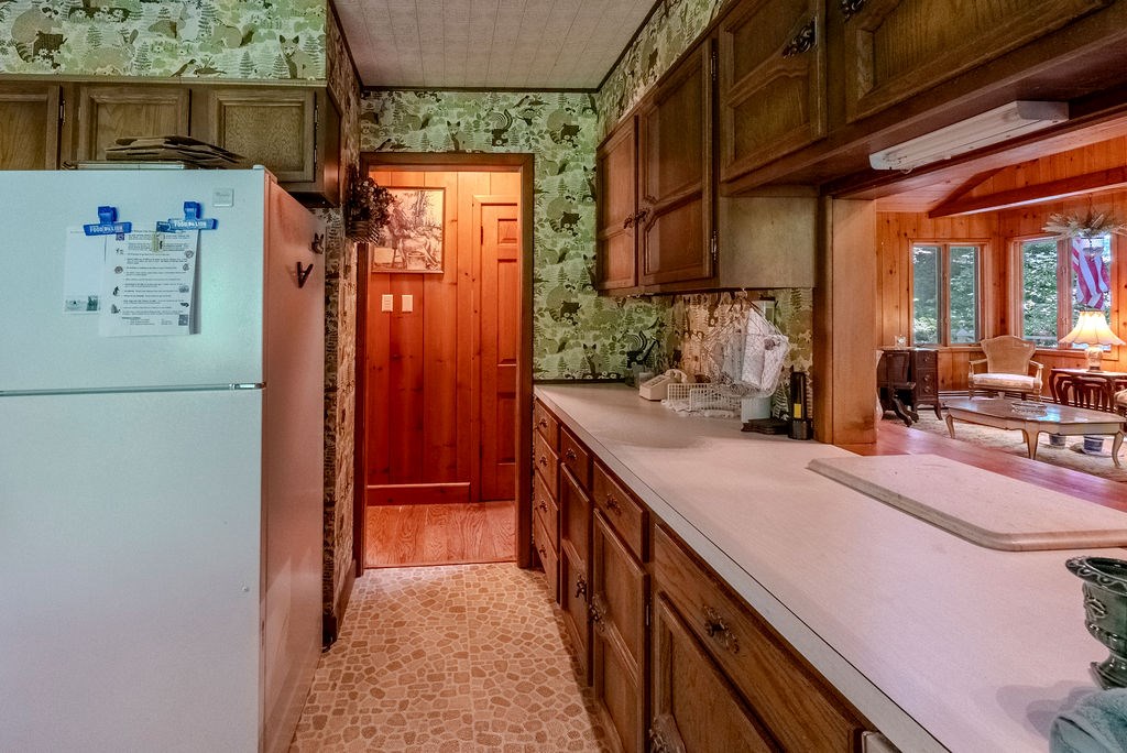 182 Brandy Lane