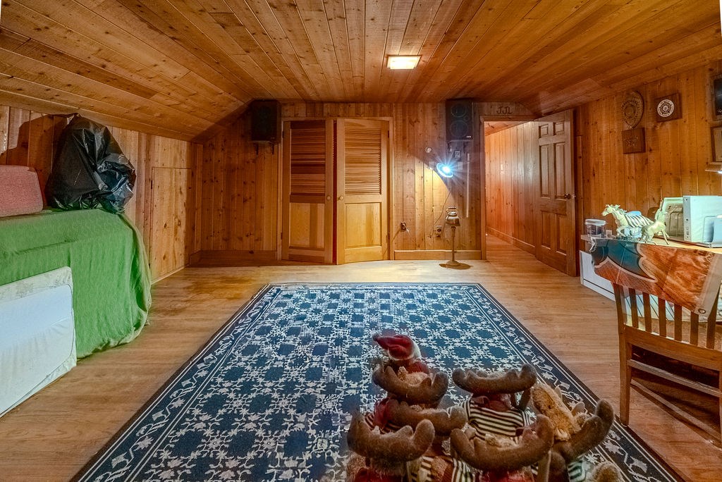 182 Brandy Lane