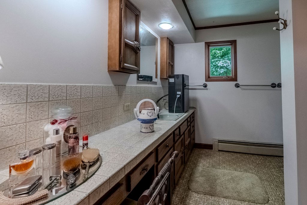 182 Brandy Lane