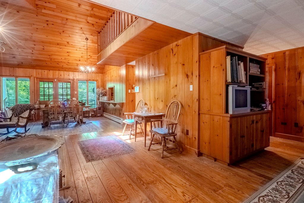 182 Brandy Lane