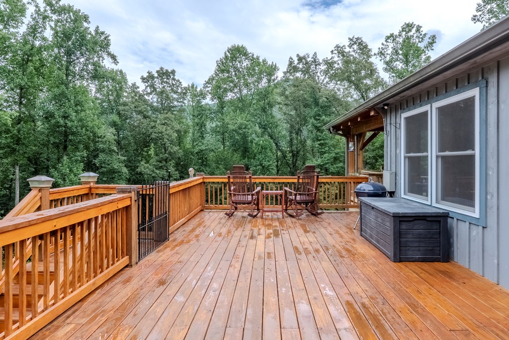 499 W. Middle Creek