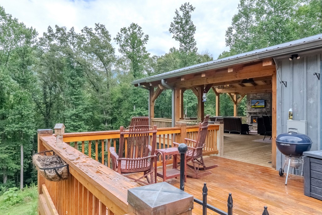 499 W. Middle Creek