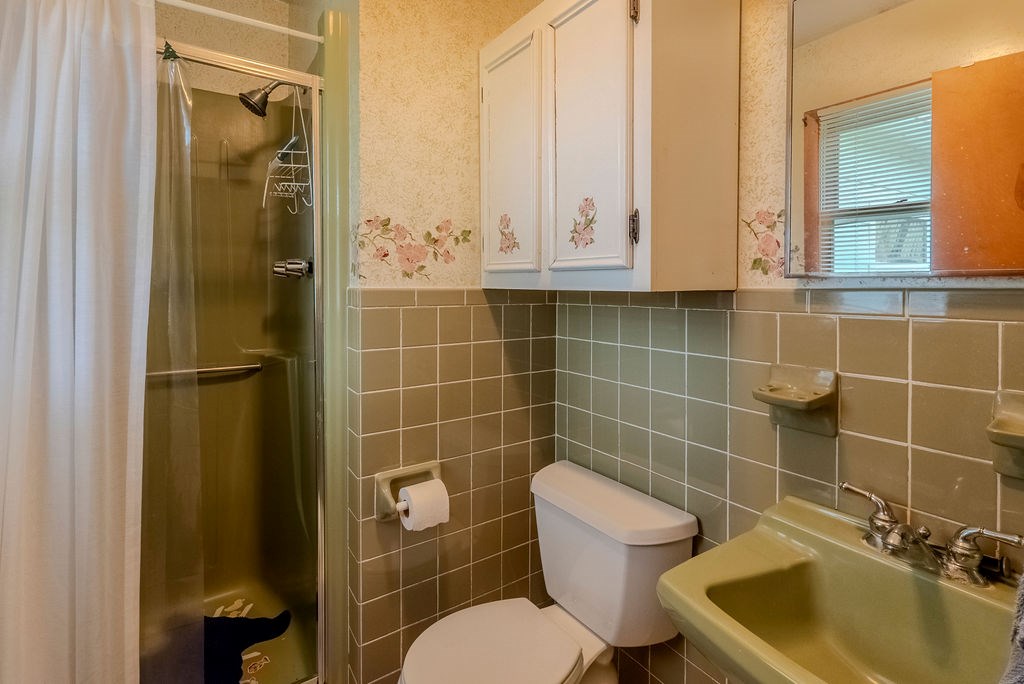 32 Endoda Rd