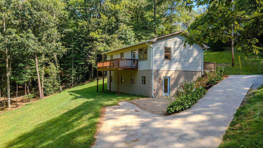 8567 Lower Burningtown Road
