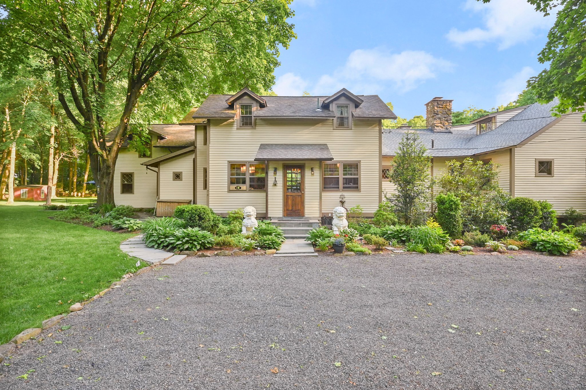 34 Lonetown Road