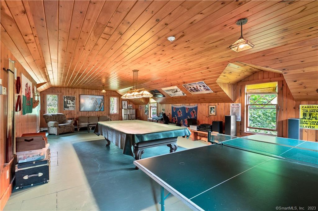 34 Lonetown Road