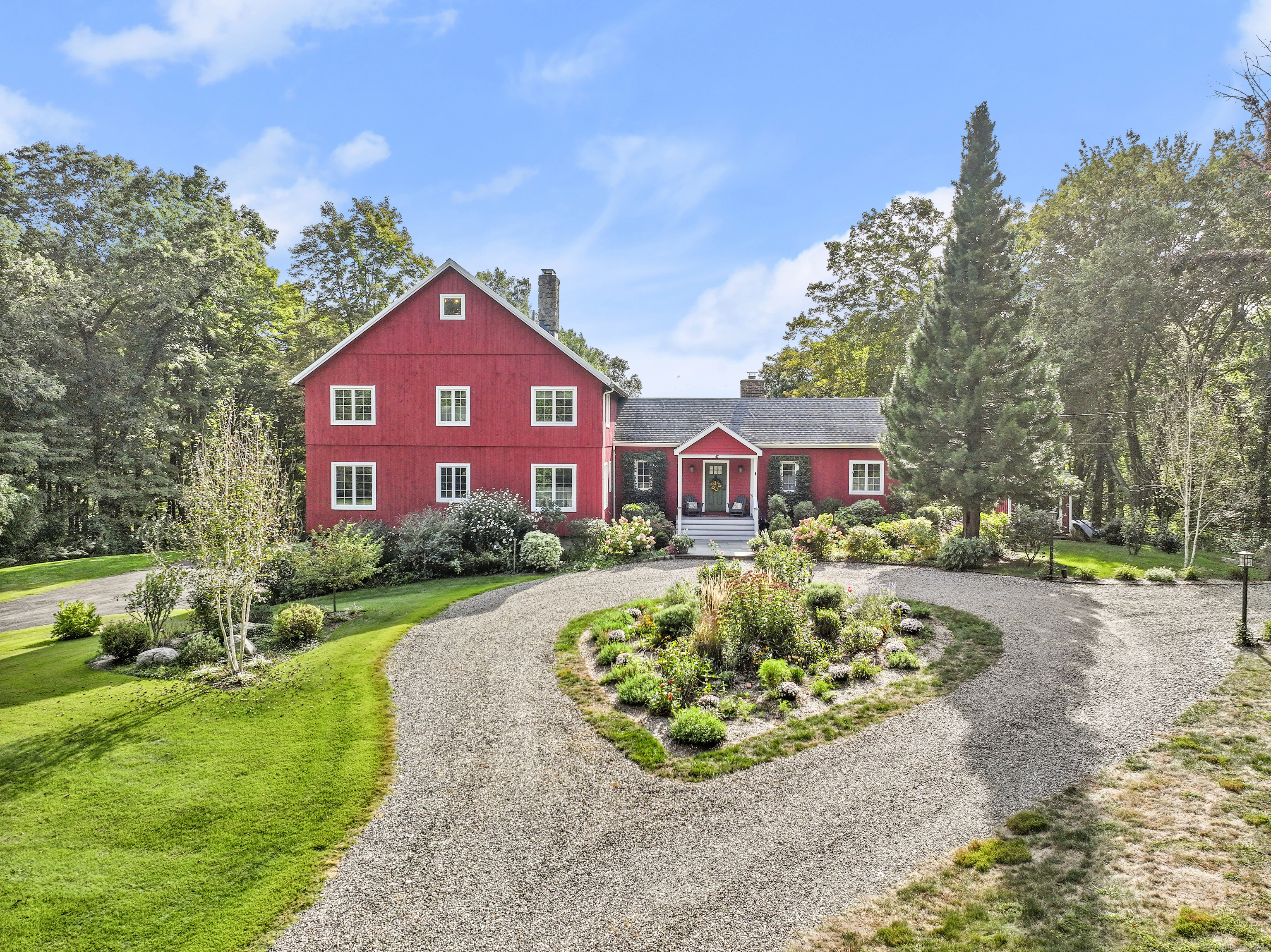47 Chestnut Woods Road